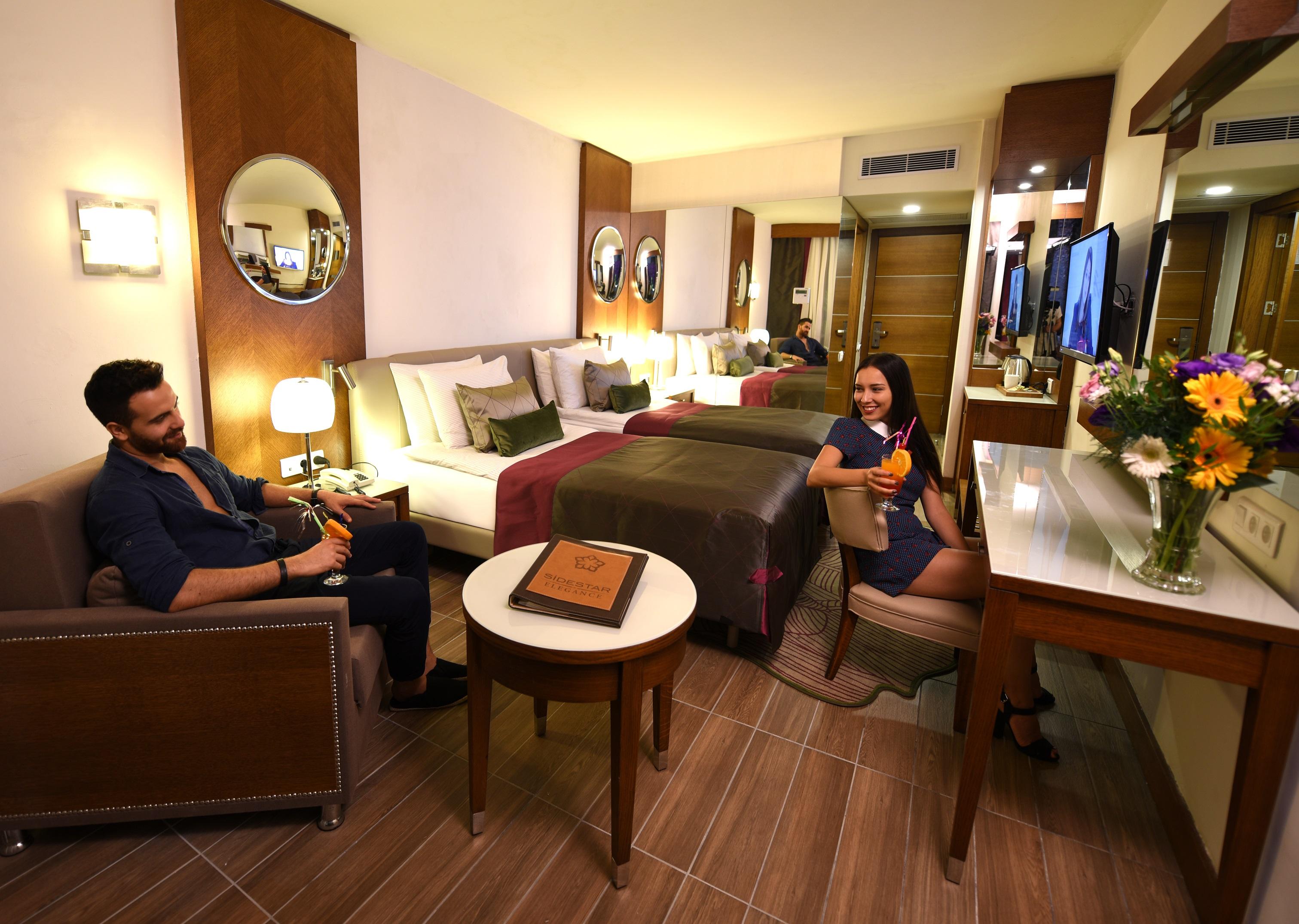 Side Star Elegance Hotel エクステリア 写真