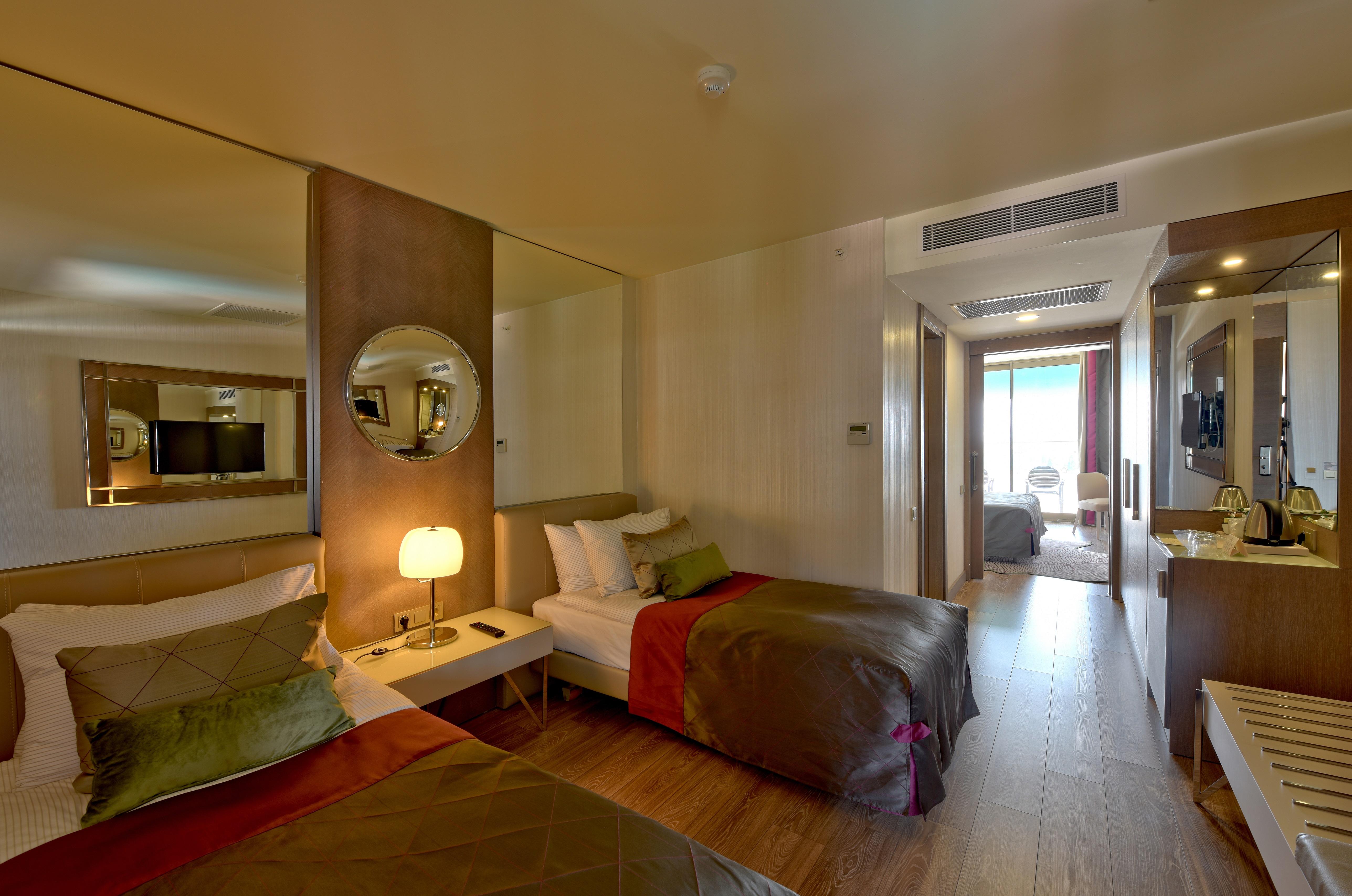 Side Star Elegance Hotel エクステリア 写真